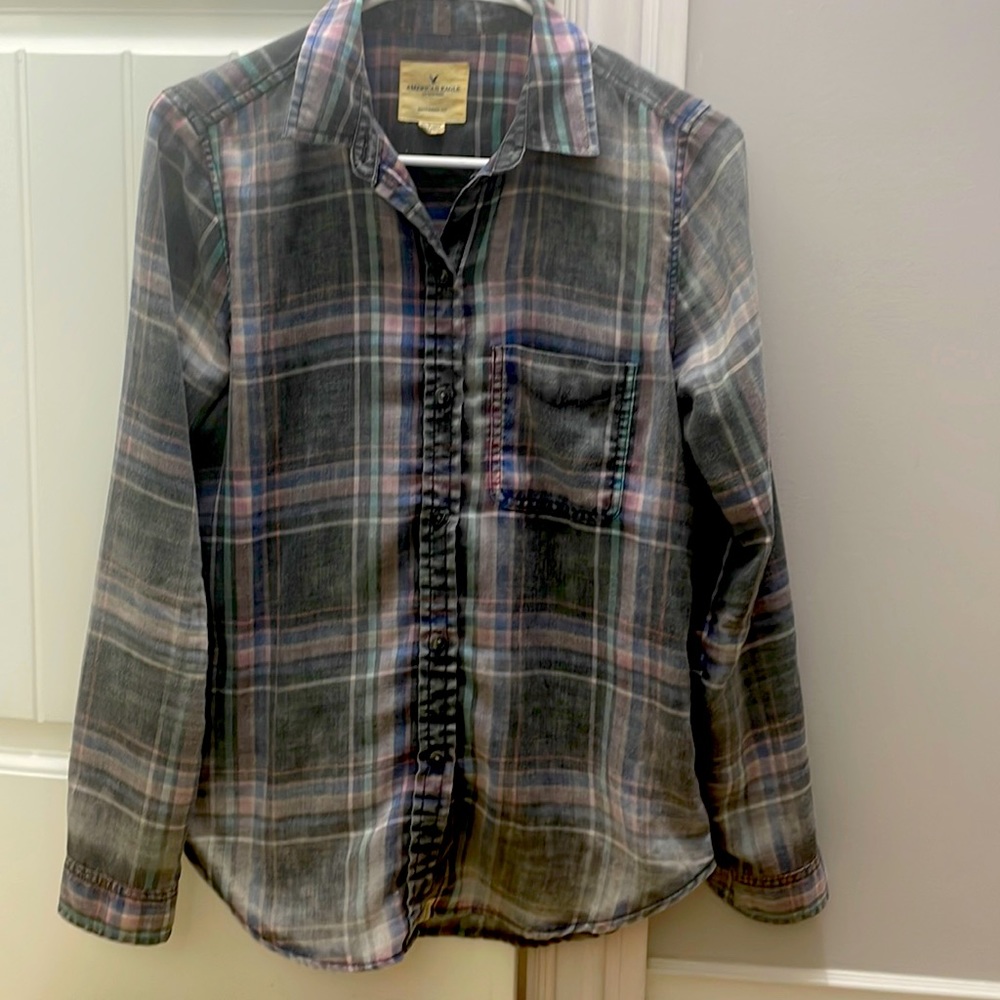 3/$15 American Eagle plaid boyfriend fit flannel shirt XS